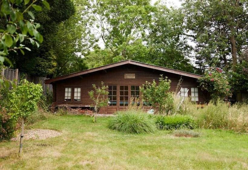 The Hanger Hill Park Escape Spacious 4bdr House With Garden