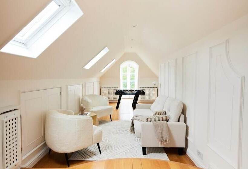 The Hanger Hill Park Escape Spacious 4bdr House With Garden