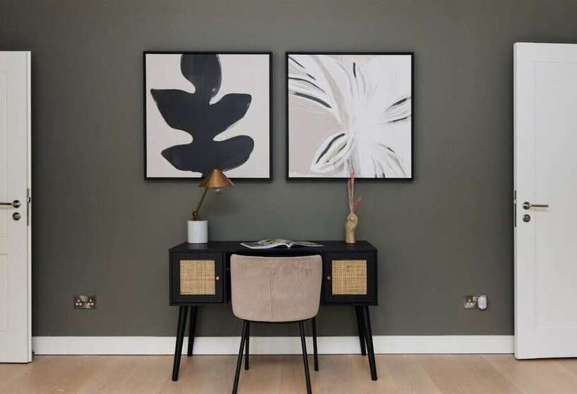 The Hanger Hill Park Escape Spacious 4bdr House With Garden