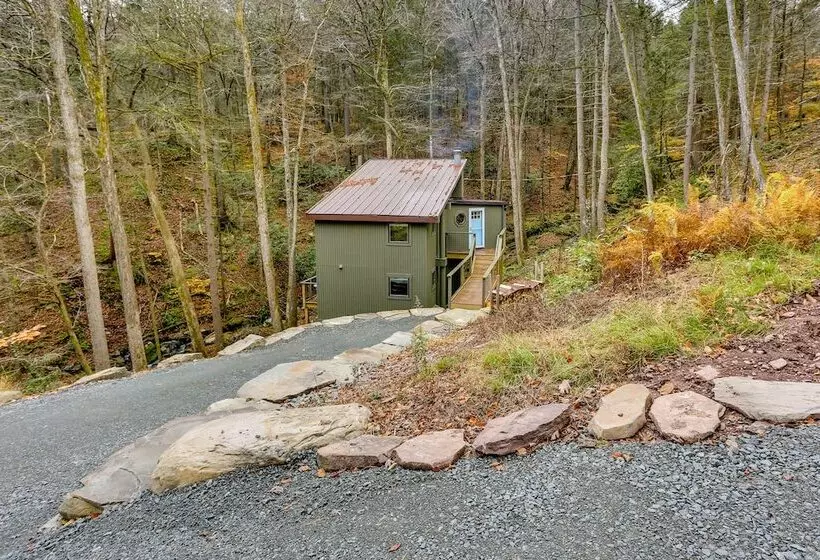 Creekside Treehouse By Delaware River