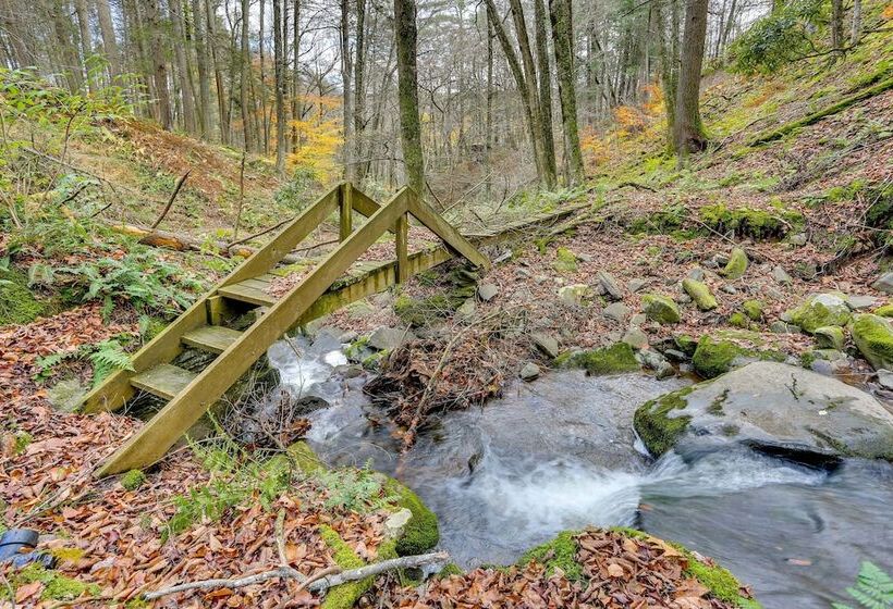 Creekside Treehouse By Delaware River