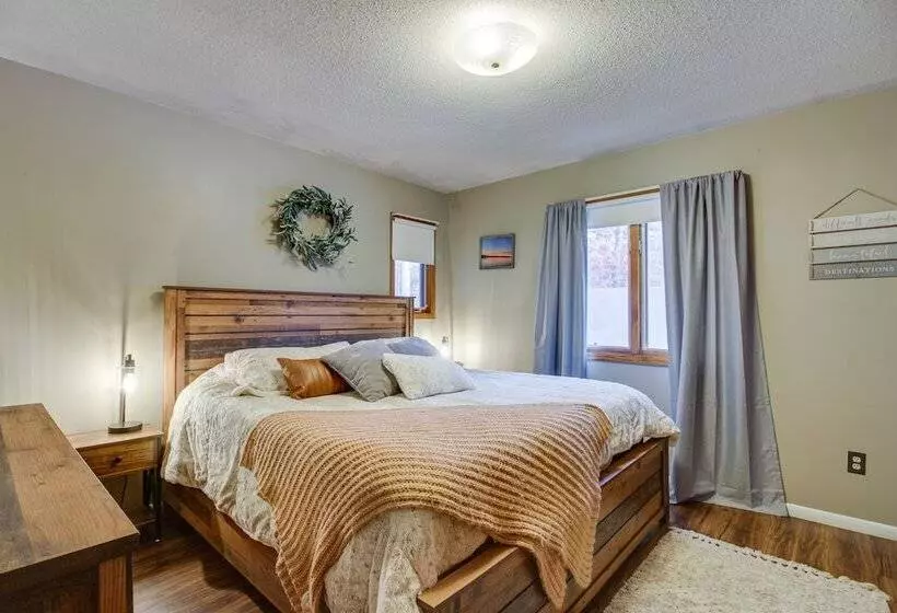 Brainerd Cabin: Waterfront Fire Pit + Lake Access!