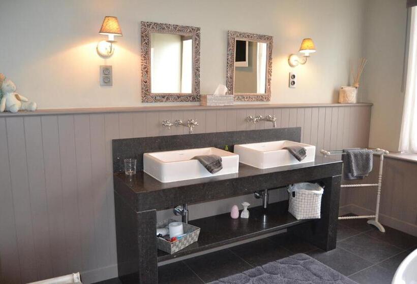 住宿加早餐  Le Petit Chateau Vaartdijk