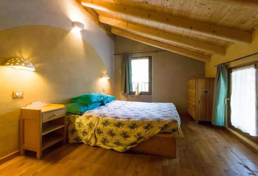 ホテル Agriturismo Casa Essenia