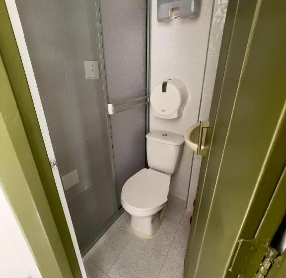 בית מלון כפרי California Tropical