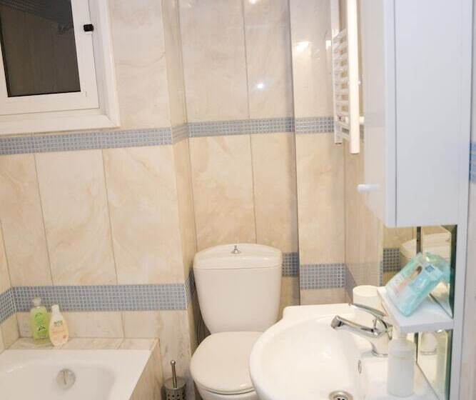 فندق Stata Deluxe Apt Must