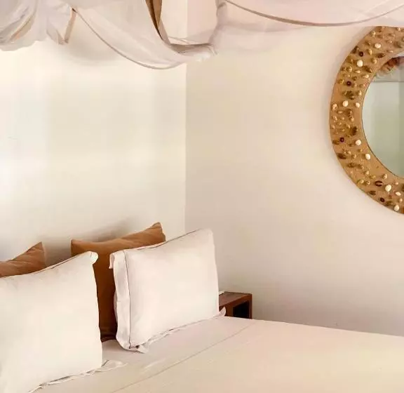 Hotelli Vovo Telo Lodge