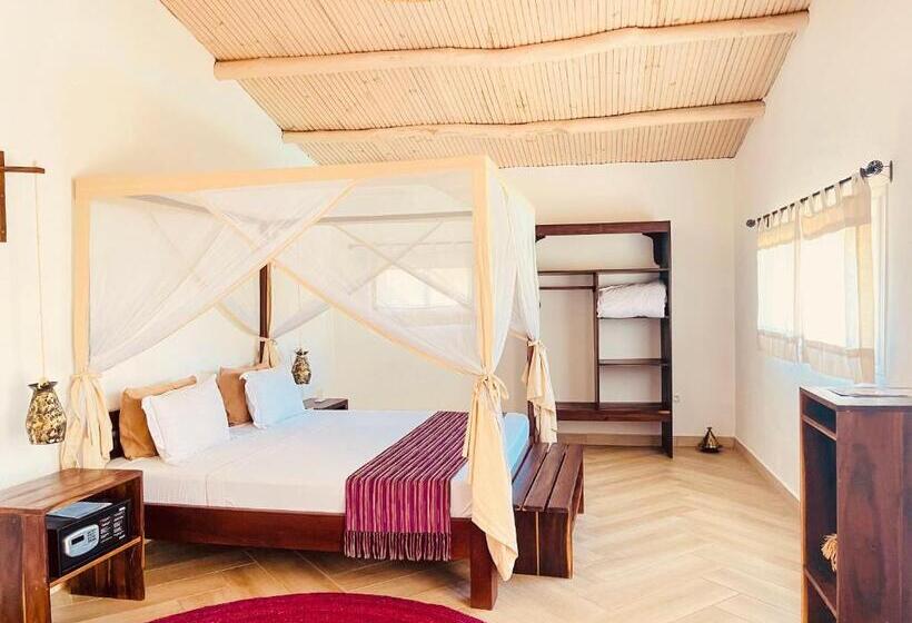 هتل Vovo Telo Lodge