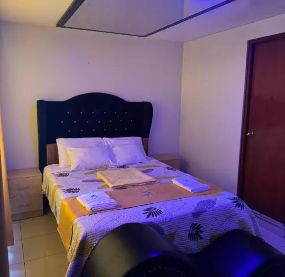 Illari Wari L   Hotel Sauna