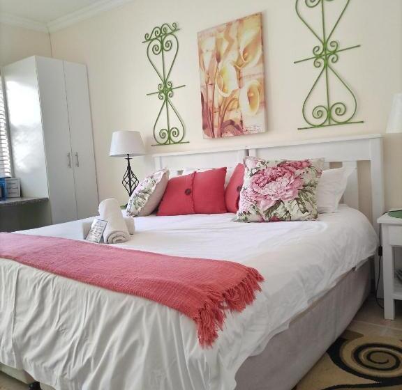 ペンション @47 Guest House