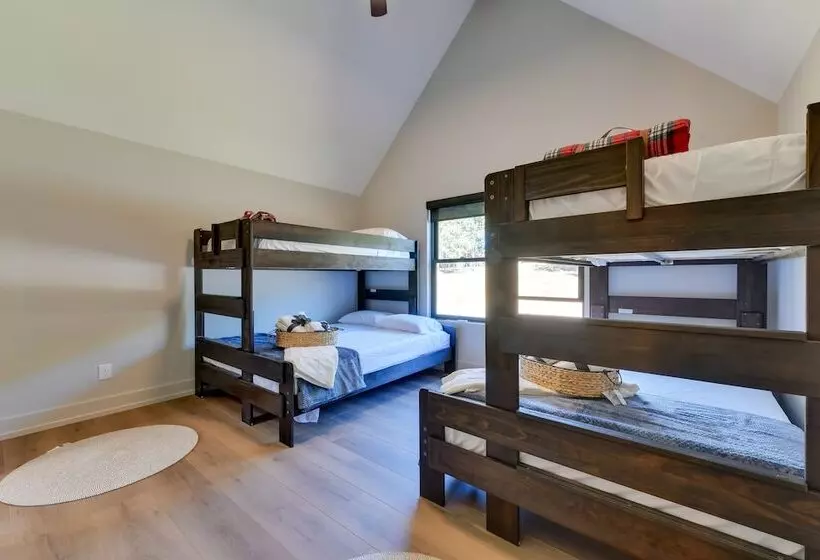 The Retreat At Lake Norman: Boat Dock & Pool!