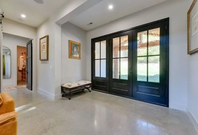 The Retreat At Lake Norman: Boat Dock & Pool!