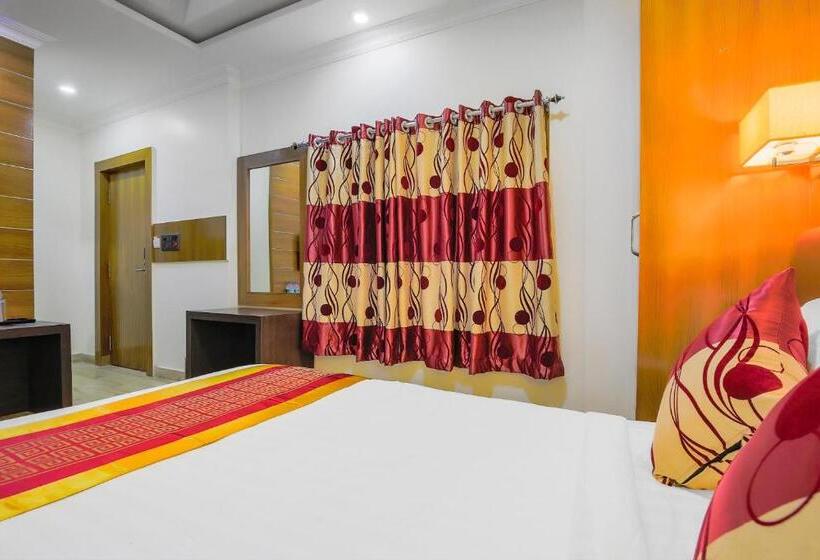 Общежитие Intourist Palace