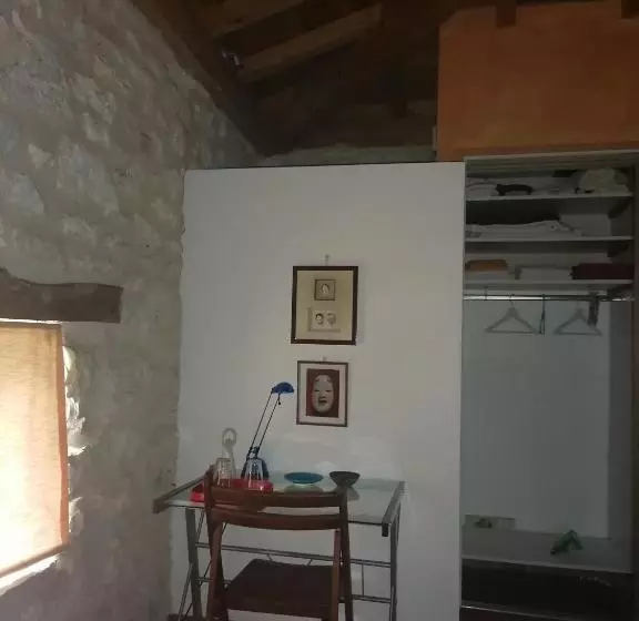 Aamiaismajoitus (B&B) Chez Yvette & Shoji