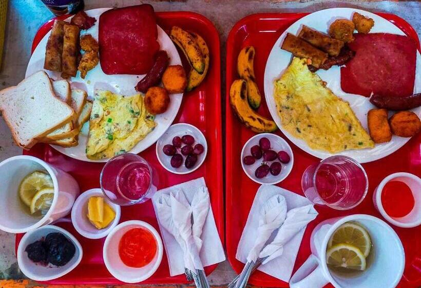 مبيت وإفطار Don Leo S Bnb