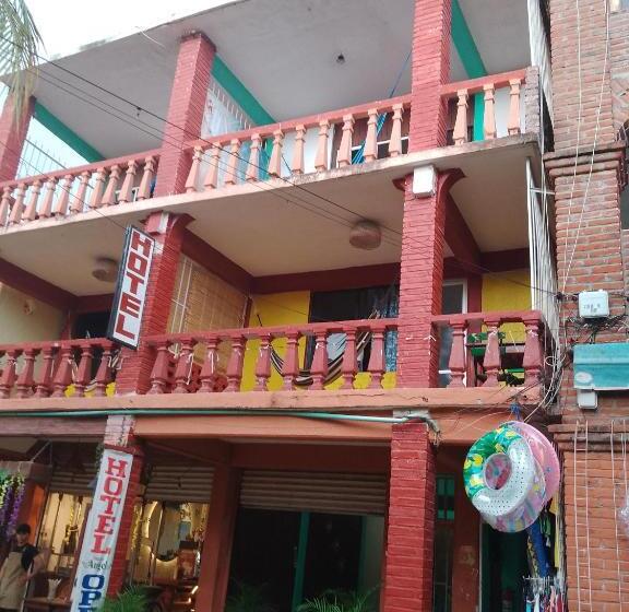 فنادق الكبسولة Villa Del Angel