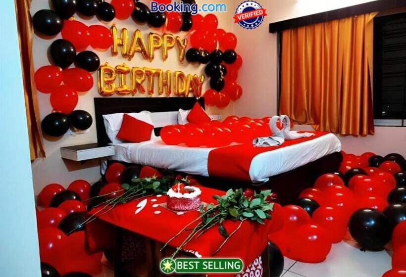 هتل Goroomgo Blue Bell Bhubaneswar   Well Decorated Room  Wifi And Parking Facilities Available