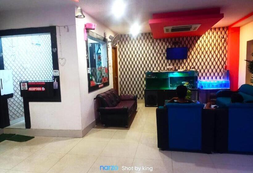 هتل Goroomgo Blue Bell Bhubaneswar   Well Decorated Room  Wifi And Parking Facilities Available