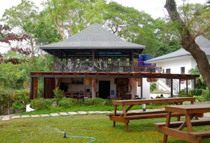 هتل Hava Resort Calatagan