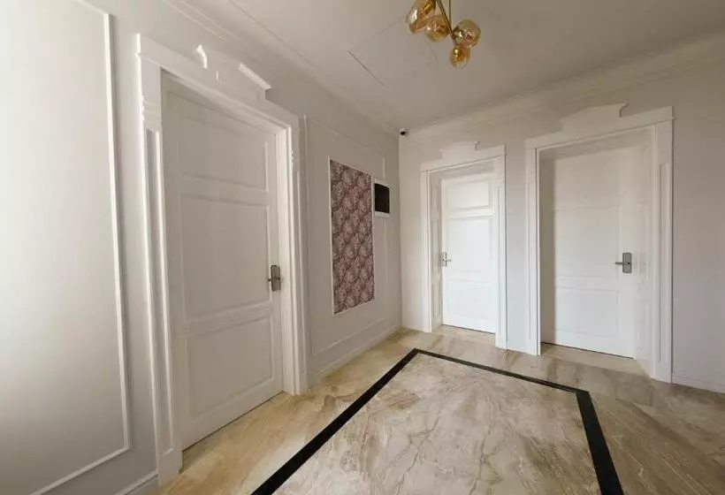 Leda Residence