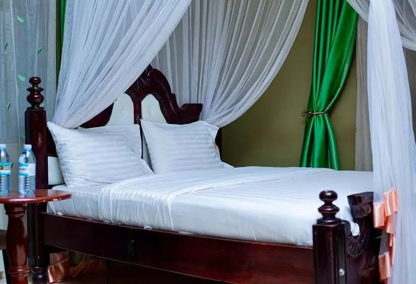 Romeos Hotel Luzira Kampala
