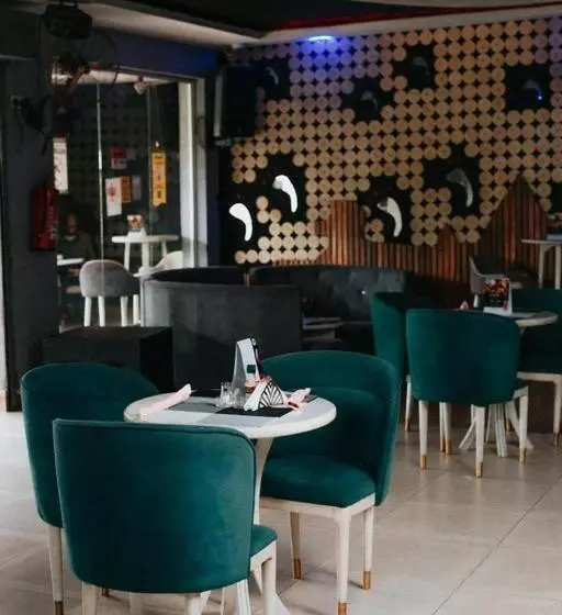 Romeos Hotel Luzira Kampala