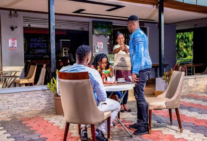 Romeos Hotel Luzira Kampala