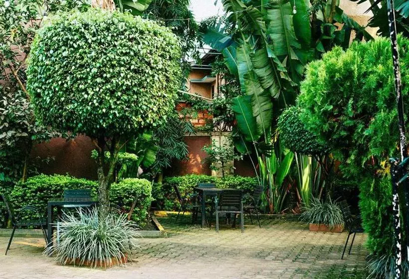 Romeos Hotel Luzira Kampala