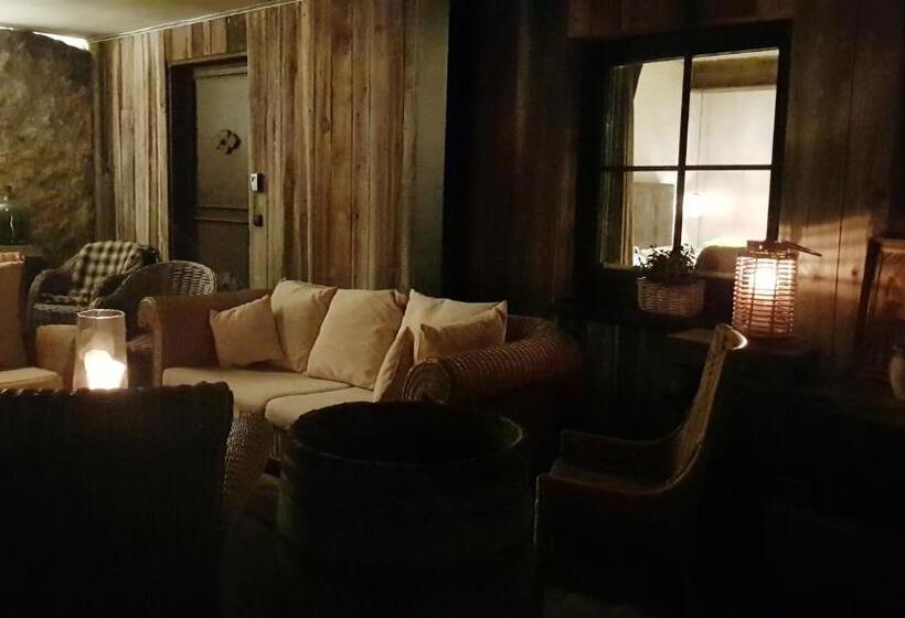 تختخواب و صبحانه Le Lodge Des Flâneurs