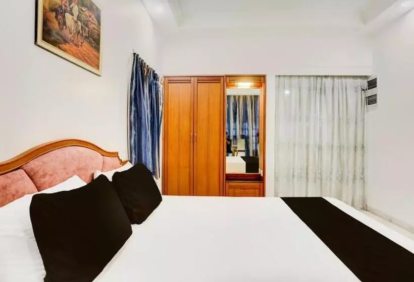 Collection O Hotel Khalsa Palace