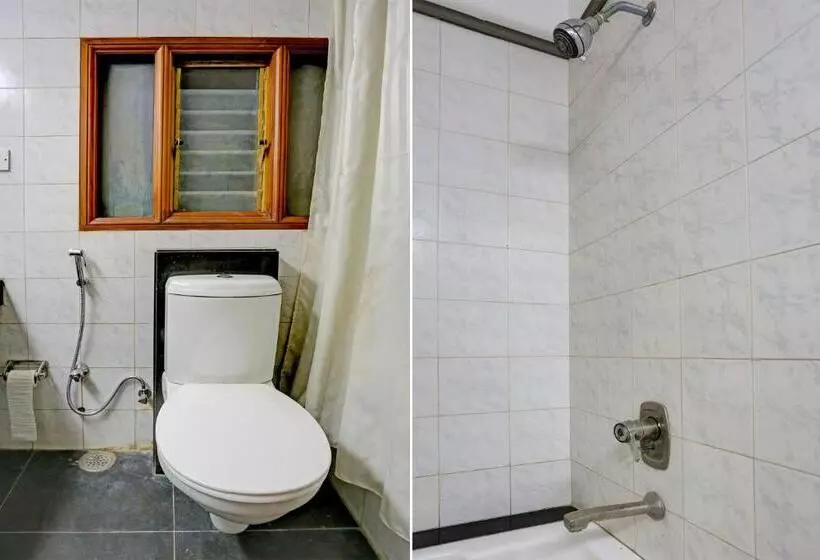Collection O Hotel Khalsa Palace