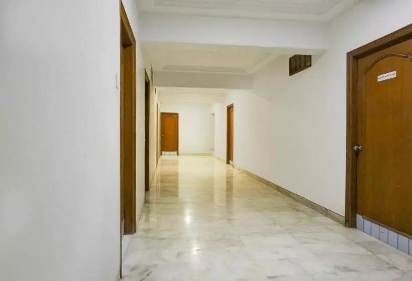 Collection O Hotel Khalsa Palace