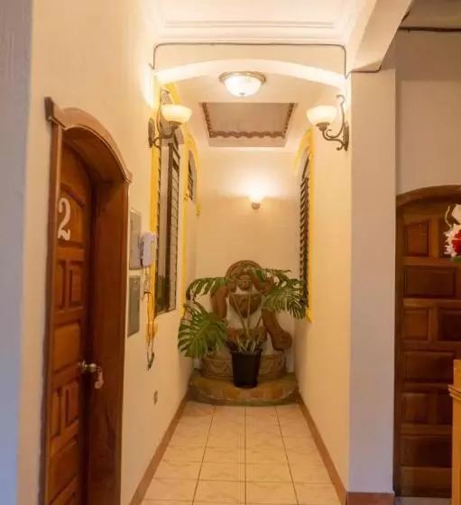 هتل Los Manantiales