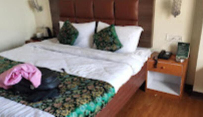 Hotel Muscatel Bhumsang Darjeeling