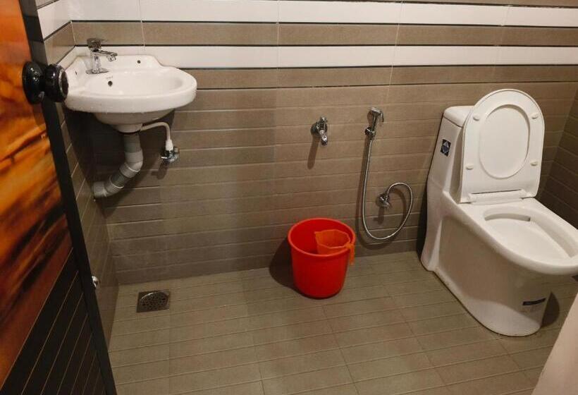 Hotelli Suryas Farm Stay