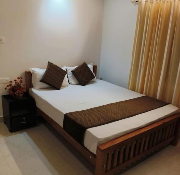 Hotelli Suryas Farm Stay