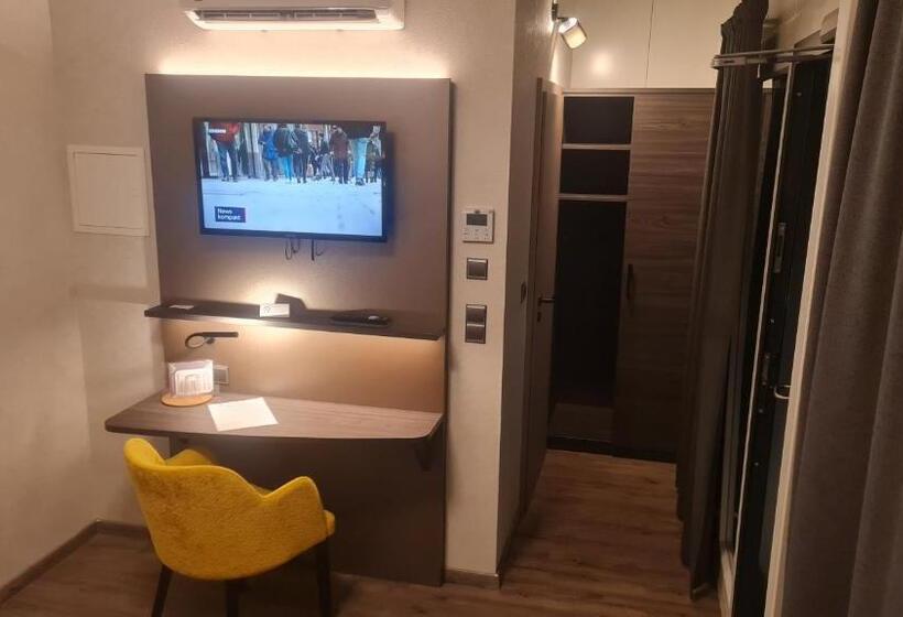 Lins B&b Hotel Resort