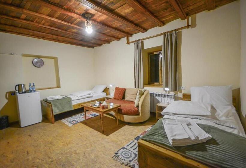 پانسیون Eleven 11