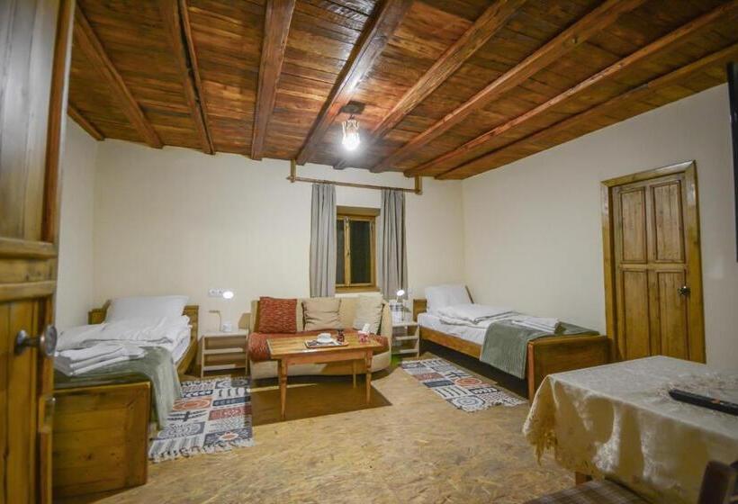 پانسیون Eleven 11