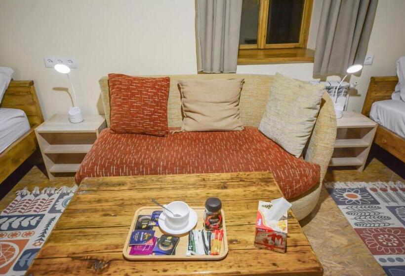 پانسیون Eleven 11