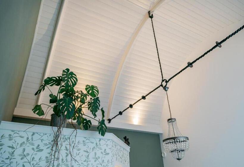 Bed and Breakfast Klooster Achthuizen