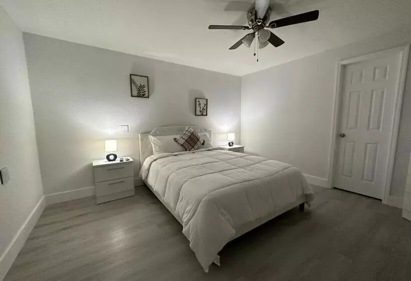 ベッドアンドブレックファースト Private Suite Close To Kendall Hospital And Fiu