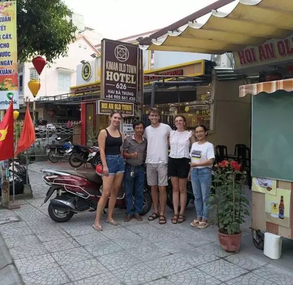 هتل Hoian Old Town Hostel