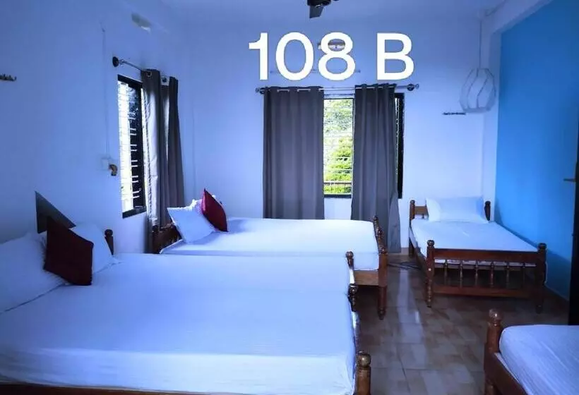 Hotelli Mountain View Villas Of Coorg