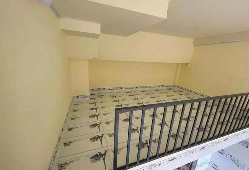 هتل Nhà Nghỉ Hoa Dũng