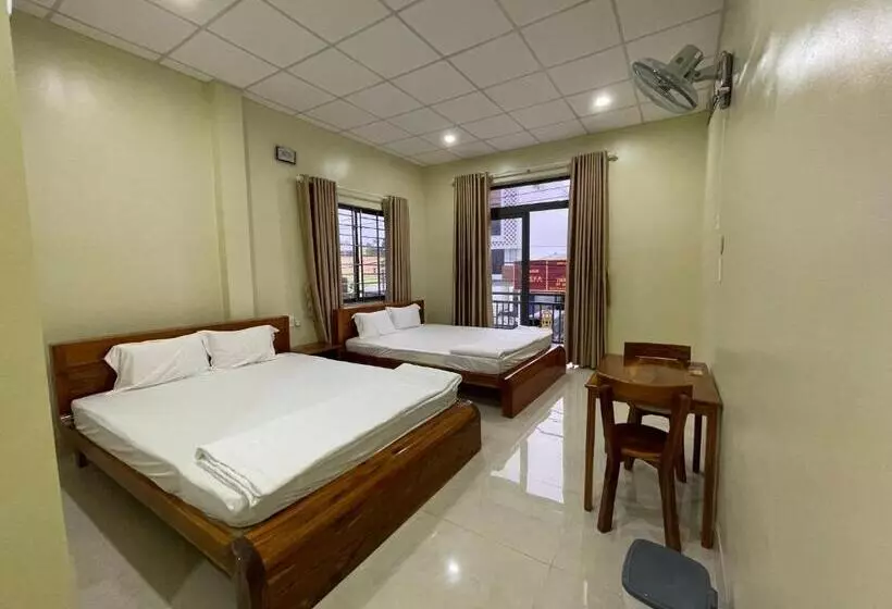 هتل Nhà Nghỉ Hoa Dũng