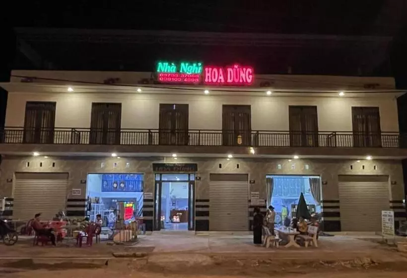 هتل Nhà Nghỉ Hoa Dũng