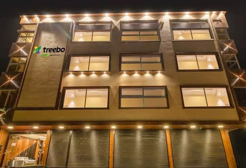 Hotelli Treebo Jaguar Comforts, 3 Kms From Mahatma Gandhi Park