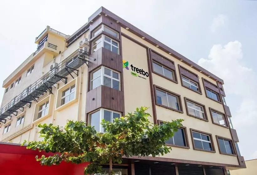 Hotelli Treebo Jaguar Comforts, 3 Kms From Mahatma Gandhi Park