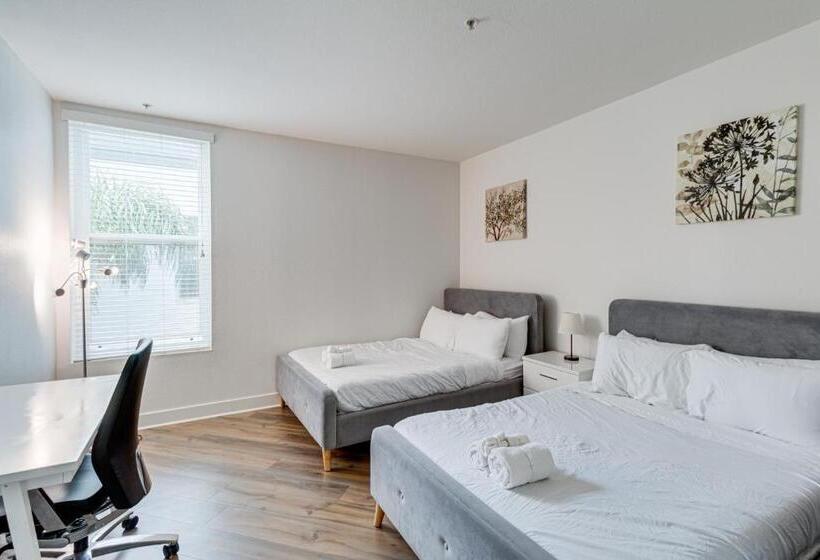 Marina Apartment Pool,gym,jacuzzi